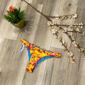 JOLYN Swim Bottom //RARE//